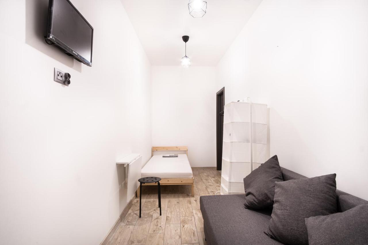 Revolution Aparts - Rewolucji 27 Łódź Exteriör bild